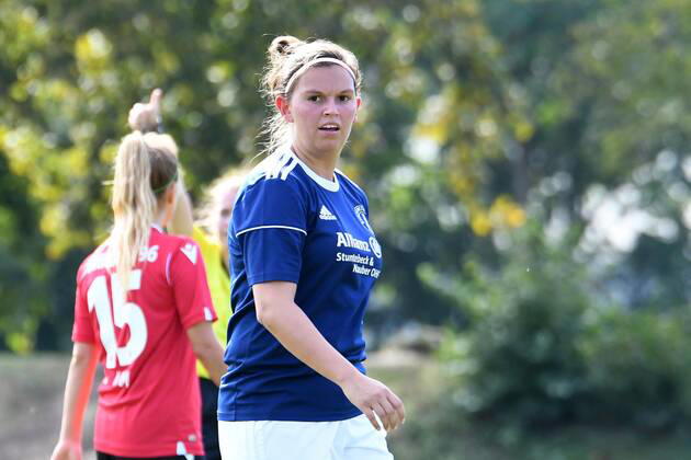 GER, FRLN, TSG 07 Burg Gretesch vs. Hannover 96 15.09.2019, Sportplatz Gretesch, Osnabrück, GER, FRLN, TSG 07 Burg Gretesch vs. Hannover 96 im Bild Julia Uphaus (TSG 07 Burg Gretesch 11), Aktion Einzelbild