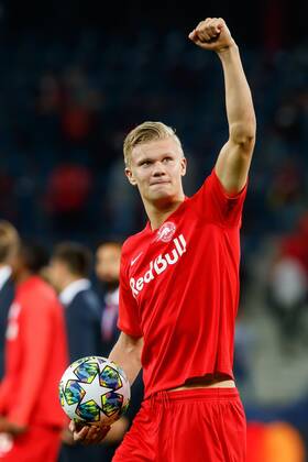 Oesterreich, Salzburg, 17.09.2019, UEFA Champions League - 2019 20 Season, Gruppenphase, Gruppe E, 1. Spieltag, Red Bull Salzburg - KRC Genk, Erling Braut Haland (RBS) gestikuliert, gestik, gestures ( Salzburg Red Bull Arena Salzburg Salzburg Austria eu-images-01048-195966