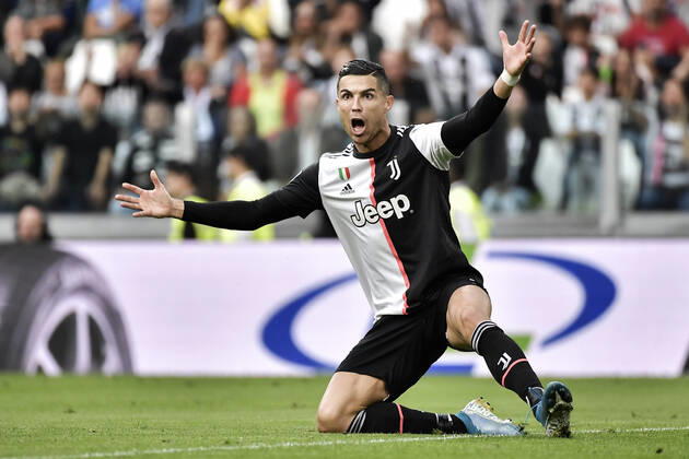 Bilder des Jahres 2019, Sport 09 September Sport Themen der Woche KW38 Sport Bilder des Tages Photo Marco Alpozzi LaPresse September 21, 2019 Turin, Italy soccer Juventus vs Hellas Verona - Italian Football Championship League A TIM 2019 2020 - Allianz Stadium In the pic: Cristiano Ronaldo (Juventus F.C.);  Copyright: xMarcoxAlpozzi LaPressex