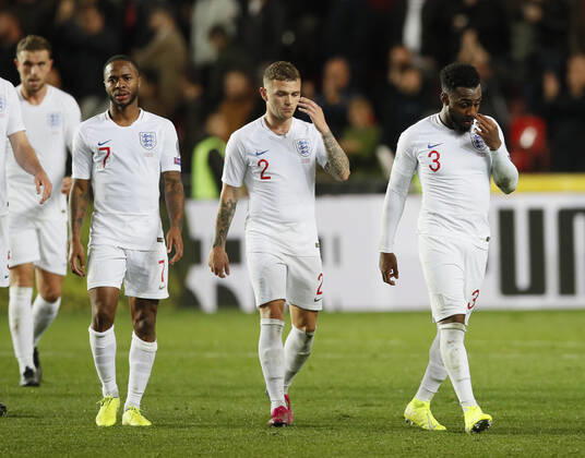 Raheem Sterling, Kieran Trippier and Danny Rose of England walk off dejected during the UEFA EURO, EM, Europameisterschaft,Fussball 2020 Qualifying match at the Sinobo Stadium, Prague. Picture date: 11th October 2019. Picture credit should read: David Klein Sportimage EDITORIAL USE ONLY. No use with unauthorised audio, video, data, fixture lists, club league logos or live services. Online in-match use limited to 120 images, no video emulation. No use in betting, games or single club league player publications. SPI-0252-0117