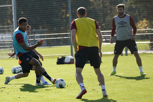 14.10.2019 - Fussball - 2. Fussball-Bundesliga - Saison 2019 2020 - 1. FC Nürnberg Nuernberg FCN Club - Training - - Soccer 2 Soccer Bundesliga Season 2019 2020 1 FC Nuremberg Nuremberg FCN Club, Deutschland, Nuernberg, Sportpark Valznerweiher - Besong DFL REGULATIONS PROHIBIT ANY USE OF PHOTOGRAPHS AS IMAGE SEQUENCES AND OR QUASI-VIDEO. Copyright: HMBxMedia BorisxSchumacher