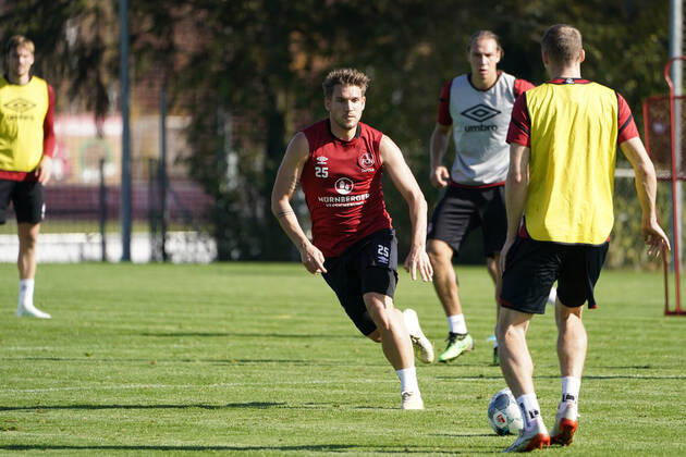 14.10.2019 - Fussball - 2. Fussball-Bundesliga - Saison 2019 2020 - 1. FC Nürnberg Nuernberg FCN Club - Training - - Soccer 2 Soccer Bundesliga Season 2019 2020 1 FC Nuremberg Nuremberg FCN Club, Deutschland, Nuernberg, Sportpark Valznerweiher - Oliver Sorg 25 DFL REGULATIONS PROHIBIT ANY USE OF PHOTOGRAPHS AS IMAGE SEQUENCES AND OR QUASI-VIDEO. Copyright: HMBxMedia BorisxSchumacher