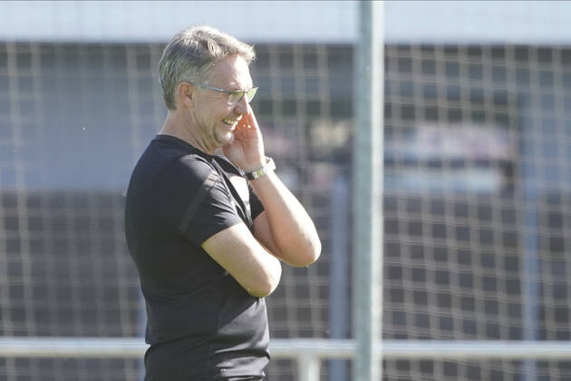 14.10.2019 - Fussball - 2. Fussball-Bundesliga - Saison 2019 2020 - 1. FC Nürnberg Nuernberg FCN Club - Training - - Soccer 2 Soccer Bundesliga Season 2019 2020 1 FC Nuremberg Nuremberg FCN Club, Deutschland, Nuernberg, Sportpark Valznerweiher - Damir Canadi, Trainer DFL REGULATIONS PROHIBIT ANY USE OF PHOTOGRAPHS AS IMAGE SEQUENCES AND OR QUASI-VIDEO. Copyright: HMBxMedia BorisxSchumacher