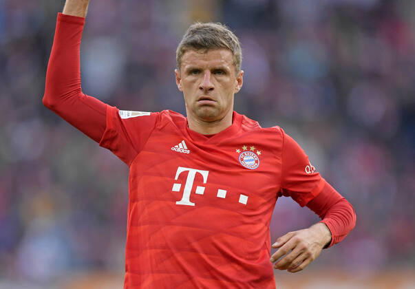 Bilder des Jahres 2019, Sport 10 Oktober Sport Themen der Woche KW42 Sport Bilder des Tages 14.10.2019, Fussball 1. Bundesliga 2019 2020, 8.Spieltag, FC Augsburg - FC Bayern München, in der WWK-Arena Augsburg. Thomas Müller (FC Bayern München) frustriert.
