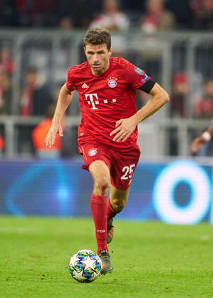 Champions League, Munich-Piraeus, Munich November 6, 2019. Thomas MUELLER, MÜLLER, FCB 25 FC BAYERN MUNICH - OLYMPIACOS PIRAEUS 2-0 UEFA Football Champions League , Munich, November 06, 2019, Season 2019 2020, group stage ,group B, FCB, Reds, Bavaria, München
