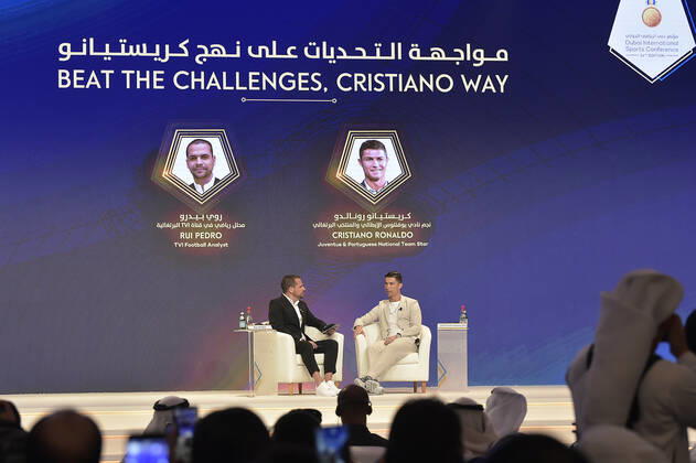Foto Fabio Ferrari - LaPresse 28 Dicembre 2019 Dubai ( Emirati Arabi ) 14ma edizione di Dubai International Sports Conference - Beat the Challenges, Cristiano Way - Globe Soccer Award 2019 Nella foto:Cristiano Ronaldo photo Fabio Ferrari LaPresse December 28, 2019 Dubai (Unated Arab Emirate) Sport 13th edition of the Dubai International Sports Conference - Beat the Challenges, Cristiano Way - Globe Soccer Award 2019 In the pic:Cristiano Ronaldo  Copyright: xFabioxFerrari LaPresse LaPresse x
