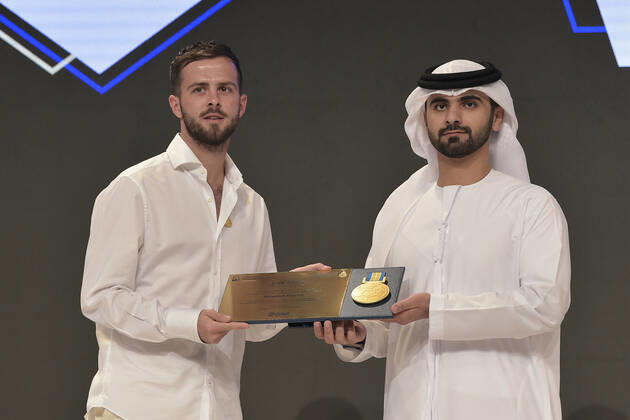 Foto Fabio Ferrari - LaPresse 28 Dicembre 2019 Dubai ( Emirati Arabi ) 14ma edizione di Dubai International Sports Conference -Globe Soccer Award 2019 Nella foto:Cristiano Ronaldo (Juventus &amp; Portugal national team, Nationalteam Star ) photo Fabio Ferrari LaPresse December 28, 2019 Dubai (Unated Arab Emirate) Sport 13th edition of the Dubai International Sports Conference - - Globe Soccer Award 2019 In the pic:Cristiano Ronaldo (Juventus &amp; Portugal National Team Star )  Copyright: xFabioxFerrari LaPresse LaPresse x