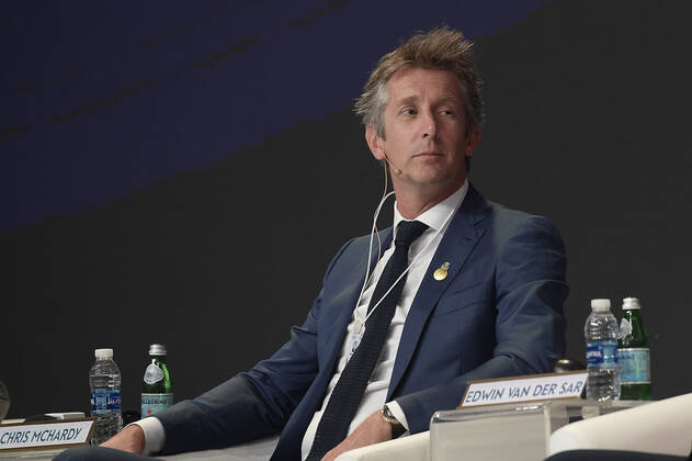 Foto Fabio Ferrari - LaPresse 28 Dicembre 2019 Dubai ( Emirati Arabi ) 14ma edizione di Dubai International Sports Conference - English Football Back to the top - Globe Soccer Award 2019 Nella foto:Edwin van der Sar (Former Manchester United, ManU Goalkeeper) photo Fabio Ferrari LaPresse December 28, 2019 Dubai (Unated Arab Emirate) Sport 13th edition of the Dubai International Sports Conference - English Football Back to the top - Globe Soccer Award 2019 In the pic:Edwin van der Sar (Former Manchester United Goalkeeper)  Copyright: xFabioxFerrari LaPresse LaPresse x