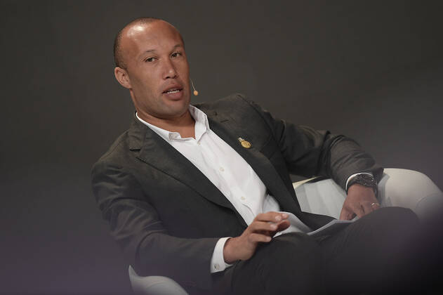 Foto Fabio Ferrari - LaPresse 28 Dicembre 2019 Dubai ( Emirati Arabi ) 14ma edizione di Dubai International Sports Conference - Football Changing the Future - Globe Soccer Award 2019 Nella foto:Mikael Silvestre photo Fabio Ferrari LaPresse December 28, 2019 Dubai (Unated Arab Emirate) Sport 13th edition of the Dubai International Sports Conference - Football Changing the Future - Globe Soccer Award 2019 In the pic:Mikael Silvestre  Copyright: xFabioxFerrari LaPresse LaPresse x