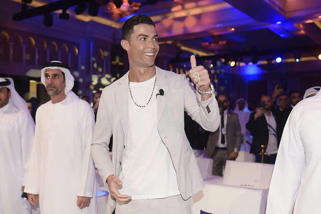 Foto Fabio Ferrari - LaPresse 28 Dicembre 2019 Dubai ( Emirati Arabi ) 14ma edizione di Dubai International Sports Conference - Beat the Challenges, Cristiano Way - Globe Soccer Award 2019 Nella foto:Cristiano Ronaldo photo Fabio Ferrari LaPresse December 28, 2019 Dubai (Unated Arab Emirate) Sport 13th edition of the Dubai International Sports Conference - Beat the Challenges, Cristiano Way - Globe Soccer Award 2019 In the pic:Cristiano Ronaldo  Copyright: xFabioxFerrari LaPresse LaPresse x