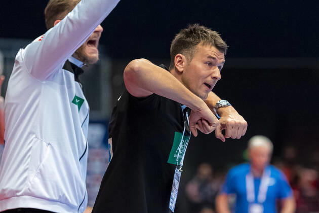 Handball, Maenner: EM 2020, Hauptrunde, Gruppe 1, Weißrussland - Deutschland Trainer Christian Prokop (Deutschland) Gestik Geste gestikuliert Wien Stadthalle Wien Oesterreich