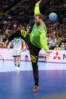 Handball, Maenner: EM 2020, Hauptrunde, Gruppe 1, Weißrussland - Deutschland Torhueter Andreas Wolff (Deutschland Kielce) Wien Stadthalle Wien Oesterreich