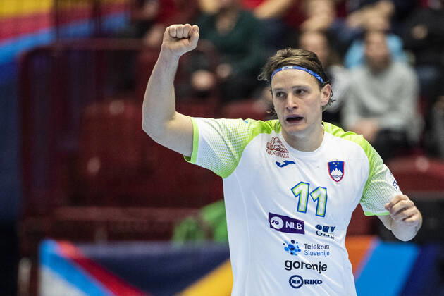 200119 Jure Dolenec of Slovenia celebrates during the EHF European Handball Championship match between Slovenia and Hungary on January 19, 2020 in Malmö. Photo: Ludvig Thunman BILDBYRAN kod LT 35708 bbeng ehf euro 2020 em 2020 european men?s handball championship 2020 handball handboll handbolls-em 2020 handball handball-em 2020 slovenien slovenia hungary ungern jubel celebration Copyright: LUDVIGxTHUNMAN BB200119LT010