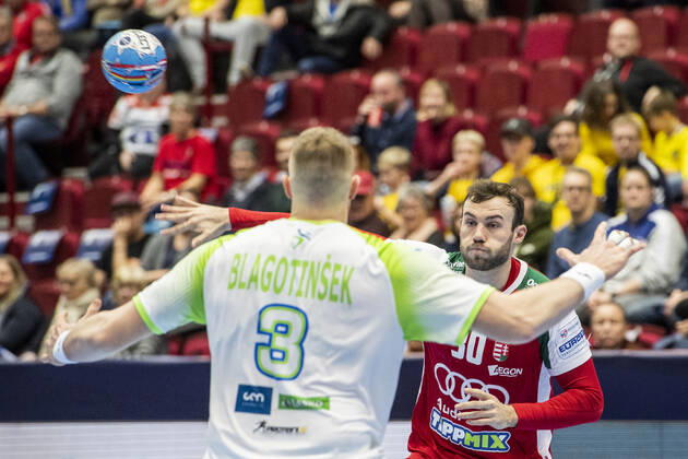 200119 Zoltan Szita of Hungary during the EHF European Handball Championship match between Slovenia and Hungary on January 19, 2020 in Malmö. Photo: Ludvig Thunman BILDBYRAN kod LT 35708 bbeng ehf euro 2020 em 2020 european men?s handball championship 2020 handball handboll handbolls-em 2020 handball handball-em 2020 slovenien slovenia hungary ungern Copyright: LUDVIGxTHUNMAN BB200119LT013