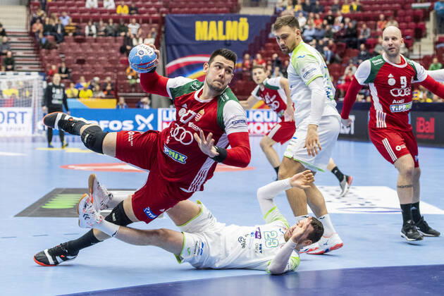 200119 Bence Banhidi of Hungary during the EHF European Handball Championship match between Slovenia and Hungary on January 19, 2020 in Malmö. Photo: Ludvig Thunman BILDBYRAN kod LT 35708 bbeng ehf euro 2020 em 2020 european men?s handball championship 2020 handball handboll handbolls-em 2020 handball handball-em 2020 slovenien slovenia hungary ungern Copyright: LUDVIGxTHUNMAN BB200119LT014