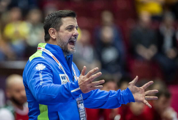 200119 head coach Ljubomir Vranjes of Slovenia during the EHF European Handball Championship match between Slovenia and Hungary on January 19, 2020 in Malmö. Photo: Ludvig Thunman BILDBYRAN kod LT 35708 bbeng ehf euro 2020 em 2020 european men?s handball championship 2020 handball handboll handbolls-em 2020 handball handball-em 2020 slovenien slovenia hungary ungern Copyright: LUDVIGxTHUNMAN BB200119LT015