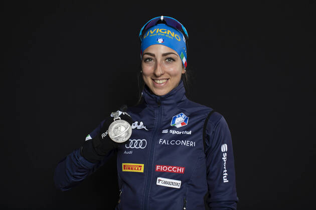 200213 Photo: Manzoni IBU Handout BILDBYRAN 13.02.2020, Antholz, Italy (ITA): Lisa Vittozzi (ITA) - IBU World Championships Biathlon, medals, Antholz Anterselva (ITA). Handout International Biathlon Union. Â© Manzoni IBU bbeng skidskytte skiskyting biathlon VM skidskytte-VM IBU Biathlon World Championships 2020 Anterselva mixed relay mixstafett stafett Copyright: Manzoni IBU BB200213BB906