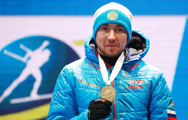 BIATHLON - IBU World Championships Antholz 2020 ANTHOLZ,ITALY,15.FEB.20 - BIATHLON - IBU World Championships 2020, 10km sprint men. Image shows Alexander Loginov (RUS). Keywords: medal. GEPAxpictures xAndreasxPranter