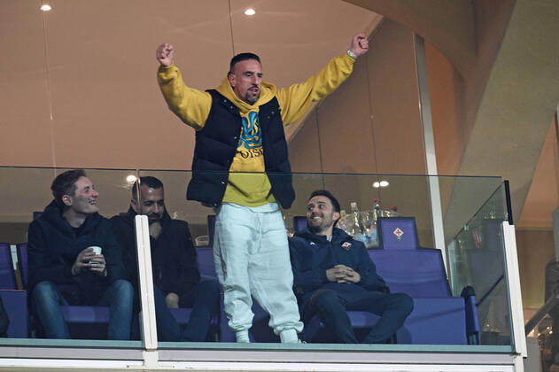 Sport Themen der Woche KW08 Sport Bilder des Tages frank ribery (fiorentina) happiness in tribuna after the goal of draw during Fiorentina vs Milan, italian Serie A soccer match in Firenze, Italy, February 22 2020  Copyright: xLM MatteoxPapinix xIPAx xLivexMediax 0