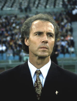 Fussball Weltmeisterschaft 1990: Endspiel Deutschland-Argentinien in Rom. Trainer Franz Beckenbauer 08.07.1990