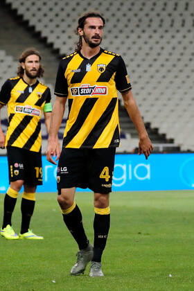 AEK Athens v Olympiacos F.C. Super League Greece Marios Oikonomou of AEK Athens during the Super League Greece match at Olympic Stadium, Athens Content Not Available For UK Newspapers Copyright: xYannisxHalasx FIL-14370-0107