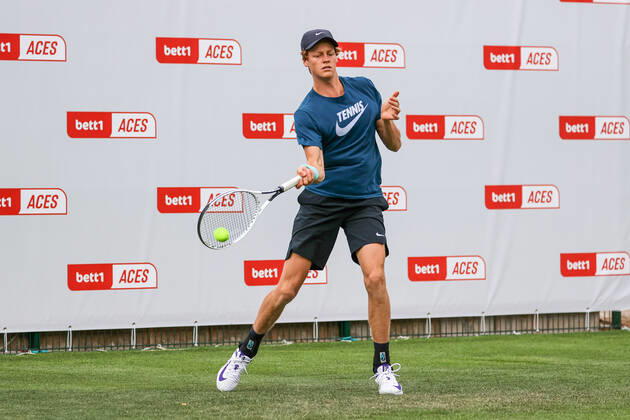 Jannik Sinner (ITA), bett1ACES, Berlin, LTTC Rot-Weiß - Steffi-Graf-Stadion, 11.07.2020,