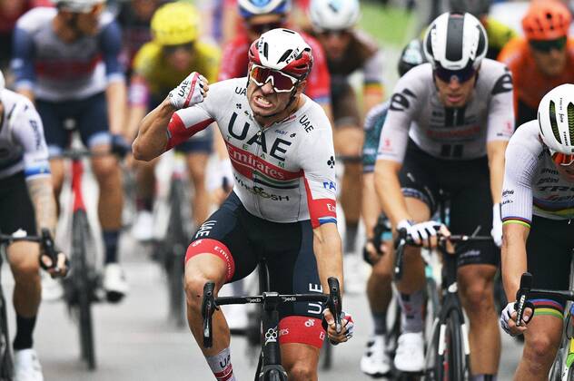 Bilder des Jahres 2020, Sport 08 August Sport Themen der Woche KW35 Sport Bilder des Tages NICE, FRANCE - AUGUST 29 : KRISTOFF Alexander (NOR) of UAE TEAM EMIRATES during stage 1 of the 107th edition of the 2020 Tour de France cycling race, a stage of 156 kms with start in Nice Moyen Pays and finish in Nice on August 29, 2020 in Nice, France, 29 08 2020 ( Motordriver Marnik Vansevenant - Photo by Vincent Kalut Photo News CYCLISME : Depart Tour de France - etape 1 - 29 08 2020 PHOTONEWS PANORAMIC 