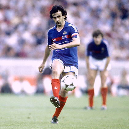 PLATINI Michel Kapitaen Team Frankreich UEFA Fussball Europameisterschaften 1984 in Frankreich Finale Frankreich - Spanien 2 : 0 am 27.06.1984 in Paris
