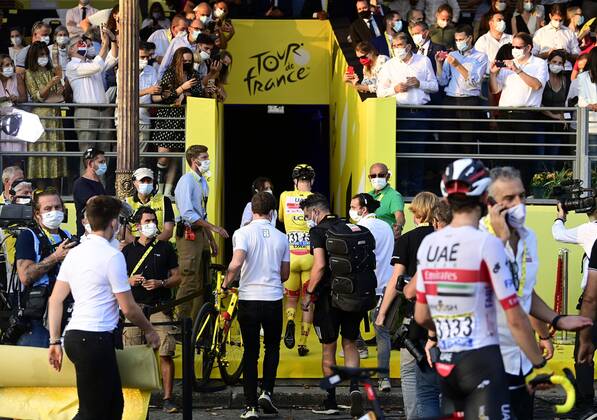 PARIS, FRANCE - SEPTEMBER 20 : POGACAR Tadej (SLO) of UAE TEAM EMIRATES during stage 21 of the 107th edition of the 2020 Tour de France cycling race, a stage of 122 kms with start in Mantes-la-Jolie and finish at the Avenue des Champs Elysees in Paris on September 20, 2020 in Paris, France, 20 09 2020 CYCLISME : Tour de France - Etape 21 - Mantes la Jolie a Paris Champs Elysees - 20 09 2020 PhotoNews Panoramic 
