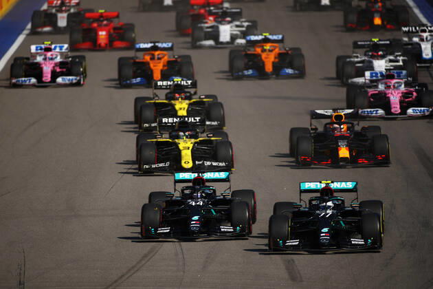 Sport Themen der Woche KW39 Motorsports: FIA Formula One World Championship, WM, Weltmeisterschaft 2020, Grand Prix of Russia Motorsports: FIA Formula One World Championship 2020, Grand Prix of Russia, 44 Lewis Hamilton (GBR, Mercedes-AMG Petronas Formula One Team), 77 Valtteri Bottas (FIN, Mercedes-AMG Petronas Formula One Team),