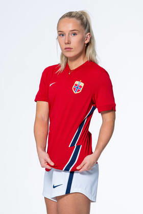 201022 Thea Bjelde of the Norwegian women?s national football team poses for a portrait on October 22, 2020 in Oslo. Photo: Vegard Wivestad Grott BILDBYRAN kod VG VG0061 bbeng fotball fotboll football norge norway a kvinner portrett porträtt portraits dam Copyright: VEGARDxWIVESTADxGRoTT BB201022VG011