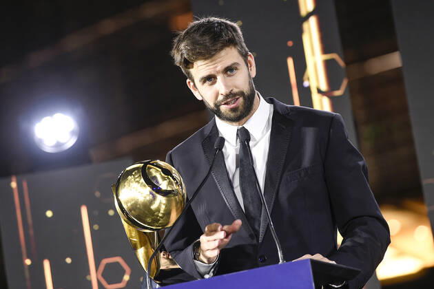 Foto Fabio Ferrari - LaPresse 27 Dicembre 2020 Dubai ( Emirati Arabi ) Dubai Globe Soccer Award 2020 - Dodicesima Edizione. Nella foto: Gerard Pique (Player Career) photo Fabio Ferrari - LaPresse December 27, 20720 Dubai (Unated Arab Emirate) Sport Dubai Globe Soccer Award 2020 - 12th Edition. In the pic: Gerard Pique (Player Career)  Copyright: xFabioxFerrari LaPressex
