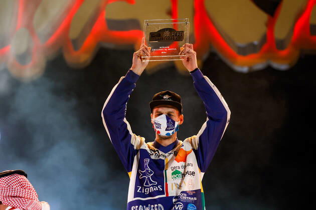 Gelazninkas Arunas (ltu), KTM, Zigmas Dakar Team, Original by Motul, Moto, Bike, portrait during the finishing podium ceremony at the King Abdullah International Stadium in Jeddah, in Saudi Arabia on January 15, 2021 AUTOMOBILE : DAKAR 2021 - Arabie saoudite - Podiums - 15 01 2021 DPPI Panoramic 