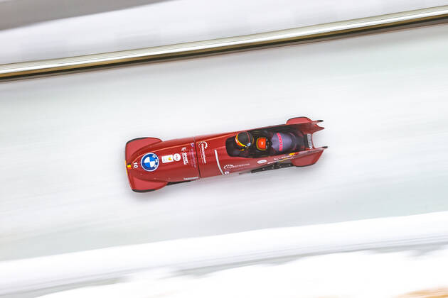 31.01.2021, Olympia Eiskanal, Innsbruck, AUT, BMW IBSF Weltcup Bob, Igls, Damen Zweierbob, 1. Lauf, im Bild An Vannieuwenhuyse und Sara Aerts (BEL) An Vannieuwenhuyse and Sara Aerts of Belgium in action during the 1st run of women doubles Bobsleigh competition of BMW IBSF World Cup at the Olympia Eiskanal in Innsbruck, Austria on 2021 01 31.