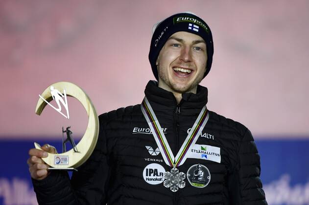 Finnish nordic combined athlete Ilkka Herola received his silver medal of the men s 10km individual Gundersen Nordic Combined event at the FIS Nordic Ski World Championships in Oberstdorf, Germany, on February 27, 2021. Oberstdorf Germany LKFTJK20210227205535CWDL  Copyright: xEmmixKorhonenx