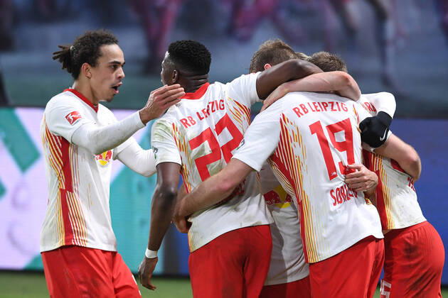 Bilder des Jahres 2021, Sport 02 Februar Sport Themen der Woche KW08 Sport Bilder des Tages Fußball 1. Bundesliga 23. Spieltag RB Leipzig - Borussia Mönchengladbach am 27.02.2021 in der Red Bull Arena in Leipzig Torjubel Jubel zum 3:2 durch Alexander Sorloth Sörloth ( Leipzig ) DFL regulations prohibit any use of photographs as image sequences and or quasi-video.