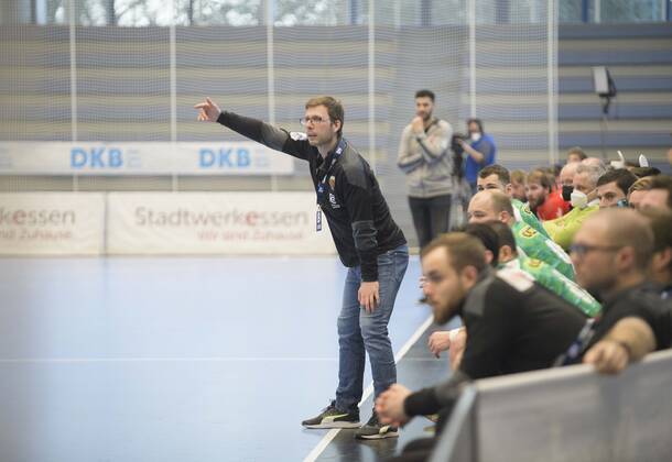 Trainer Jaron SIEWERT (B) Gestik, Geste, Handball 1. Bundesliga, 20. Spieltag, TUSEM Essen (E) - Fuechse Berlin (B) 23:24, am 07.03.2021 in E s s e n Deutschland Â