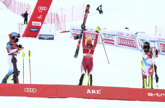 ALPINE SKIING - FIS WC Are ARE,SWEDEN,13.MAR.21- ALPINE SKIING - FIS World Cup, slalom, ladies. Image shows Mikaela Shiffrin (USA), Katharina Liensberger (AUT) and Wendy Holdener (SUI). GEPAxpictures xPatrickxSteiner
