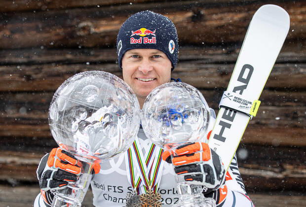 ALPINE SKIING - FIS WC Final Lenzerheide LENZERHEIDE,SWITZERLAND,21.MAR.21- ALPINE SKIING - FIS World Cup Final, slalom, men. Image shows Alexis Pinturault (FRA). Keywords: crystal globe, medal. GEPAxpictures xHaraldxSteiner