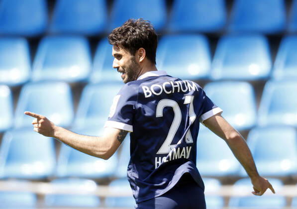 09. 05. 2021, Fussball Saison 2020 21 2. Bundesliga, 32. Spieltag, VFL Bochum : Jahn Regensburg 5-1 Gerrit HOLTMANN (VFL) freut sich über seinen Treffer zum 3-1