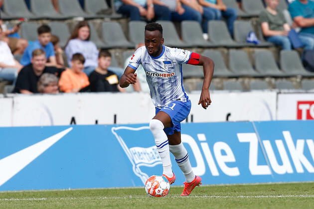 07.07.2021, xtgx, Fussball Testspiel, MSV Neuruppin - Hertha BSC Berlin emspor, v.l. Dodi Lukebakio (Hertha, 11) Freisteller, Einzelbild, Ganzkoerper, single frame (DFL DFB REGULATIONS PROHIBIT ANY USE OF PHOTOGRAPHS as IMAGE SEQUENCES and or QUASI-VIDEO) Neuruppin