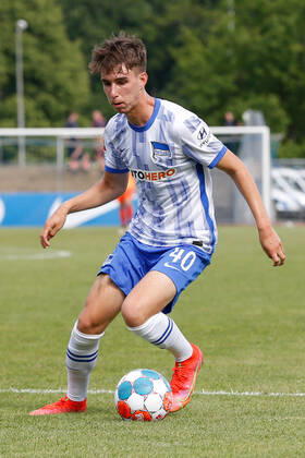 07.07.2021, xtgx, Fussball Testspiel, MSV Neuruppin - Hertha BSC Berlin emspor, v.l. Jonas Michelbrink (Hertha, 40) Freisteller, Einzelbild, Ganzkoerper, single frame (DFL DFB REGULATIONS PROHIBIT ANY USE OF PHOTOGRAPHS as IMAGE SEQUENCES and or QUASI-VIDEO) Neuruppin
