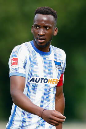 07.07.2021, xtgx, Fussball Testspiel, MSV Neuruppin - Hertha BSC Berlin emspor, v.l. Dodi Lukebakio (Hertha, 11) mit Kapitaensbinde, Kapitaen, Oberkoerper, Portrait, Portraet, Einzelbild (DFL DFB REGULATIONS PROHIBIT ANY USE OF PHOTOGRAPHS as IMAGE SEQUENCES and or QUASI-VIDEO) Neuruppin