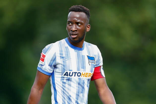 07.07.2021, xtgx, Fussball Testspiel, MSV Neuruppin - Hertha BSC Berlin emspor, v.l. Dodi Lukebakio (Hertha, 11) mit Kapitaensbinde, Kapitaen, Oberkoerper, Portrait, Portraet, Einzelbild (DFL DFB REGULATIONS PROHIBIT ANY USE OF PHOTOGRAPHS as IMAGE SEQUENCES and or QUASI-VIDEO) Neuruppin