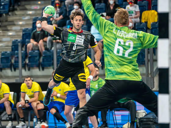 Uwe Gensheimer (Deutschland 03) von aussen, Deutschland vs. Brasilien, Drei-Nationen-Turnier, Handball, Herren, 09.07.2021 Deutschland vs. Brasilien, Drei-Nationen-Turnier, Handball, Herren, 09.07.2021 Nuernberg Copyright: xMichaelxSchmidt Eibner-Pressefotx EP_MST