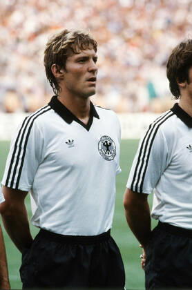 11.07.82 Italien - Deutschland Spanien, Madrid, 11.07.1982, Fussball, FIFA WM 1982 in Spanien, Finale, Italien - BRD Deutschland (DFB) (3:1): Karlheinz Förster (Deutschland).