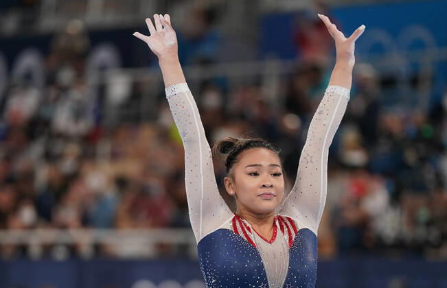 (210729) -- TOKYO, July 29, 2021 -- Sunisa Lee of the United States competes in the balance beam competition of the artistic gymnastics women s all-around final at the Tokyo 2020 Olympic Games, Olympische Spiele, Olympia, OS in Tokyo, Japan, July 29, 2021. ) (TOKYO2020)JAPAN-TOKYO-OLY-ARTISTIC GYMNASTICS-WOMEN S ALL-AROUND ChengxMin