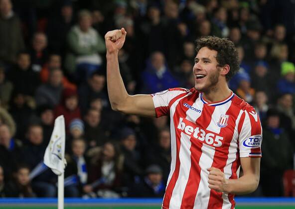Mandatory Credit: Photo by Matt West BPI Shutterstock (9301765y) Ramadan Sobhi of Stoke City celebrates scoring his goal to make it 1-1 Huddersfield Town v Stoke City, Premier League, The John Smith s Stadium, Huddersfield, UK - 26 December 2017 Huddersfield Town v Stoke City, Premier League, The John Smith s Stadium, Huddersfield, UK - 26 December 2017  Copyright: xMattxWest BPI Shutterstockx 9301765y