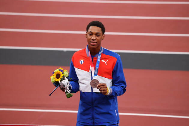 ECHEVARRIA Juan Miguel silver medal (CUB), AUGUST 2, 2021 - Athletics : Men s Long Jump Medal ceremony during the Tokyo 2020 Olympic Games, Olympische Spiele, Olympia, OS at the National Stadium in Tokyo, Japan. Noxthirdxpartyxsales  (166202306)