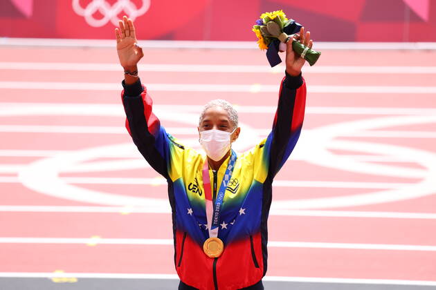 ROJAS Yulimar (VEN),GOLD Medal and World Record, AUGUST 2, 2021 - Athletics : Women s Triple Jump Victory Celebration during the Tokyo 2020 Olympic Games, Olympische Spiele, Olympia, OS at the Olympic Stadium in Tokyo, Japan. Noxthirdxpartyxsales  (166204265)
